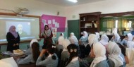 شبيبة قلقيلية تنظم محاضرة عن مخاطر الانترنت في مدرسة بنات يوسف عودة الاساسية