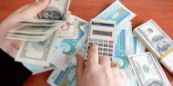 انهيار تاريخي للعملة الإيرانية والدولار بـ110 آلاف ريال