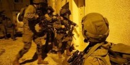 اعتقال 23 فلسطينيا واستهداف قوارب الصيادين بغزة