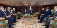 الرئيس يجتمع مع نظيره المصري