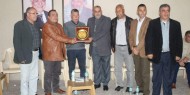 خلال لقائه بقيادة الحركة العمالية - حلس : حركة فتح تبدع في الأزمات والضغوطات