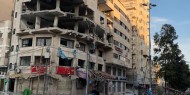 طيران الاحتلال يدمر برجا سكنيا يضم 44 شقة شمال مدينة غزة