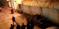 مستوطنون يهددون المواطنين بترحيلهم في الخليل