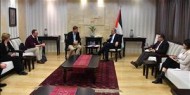 اشتيه يدعو البرلمانات الأوروبية للضغط من أجل الاعتراف بالدولة الفلسطينية