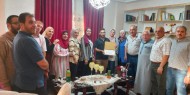 المكتب الحركي للمهن الطبية غرب غزة ينظم سلسلة زيارات لتهنئة الناجحين بالتوجيهي