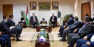 اشتية: حريصون على إجراء الانتخابات لإعادة الوهج الديمقراطي لشعبنا ومؤسساته