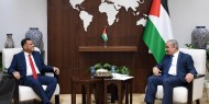 اشتية يبحث مع السفير العُماني تعزيز التعاون وتشكيل لجنة وزارية مشتركة