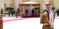 &rlm;الرئيس يصل عمان ويجتمع مع العاهل الأردني ويبحثان آخر التطورات السياسية