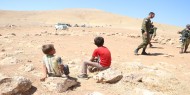 الاحتلال يفكك خيمة ويستولي عليها في حمصة الفوقا بالأغوار الشمالية