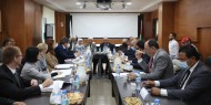 اجتماع مع السلك الدبلوماسي لبحث تصنيف الاحتلال 6 مؤسسات فلسطينية بـ&rdquo;الإرهابية&rdquo;