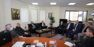 وفد حركة فتح يلتقي السفير المصري في لبنان