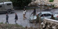 تواصل انتهاكات الاحتلال: جرحى ومعتقلون وهدم وإخطارات وقف بناء واقتحام للأقصى واعتداءات للمستوطنين