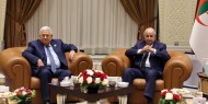 الرئيس يجتمع مع نظيره الجزائري