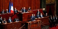 البرلمان الفرنسي يرفض بفارق ضئيل أول مقترحين بحجب الثقة عن الحكومة