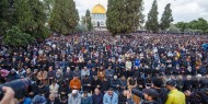 50 ألفا يؤدون صلاة الجمعة في المسجد الأقصى