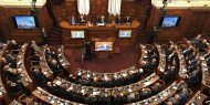 مجلس الأمة الجزائري يقرّ قانوناً جديداً يشدّد الرقابة على الإعلام