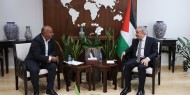 اشتية: العمل الذي تقوم به هيئة مقاومة الجدار والاستيطان أولوية وطنية من الدرجة الأولى