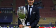 زيدان يعلن تجديد عقده مع ريال مدريد