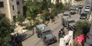 جيش الاحتلال يعتقل 15 مواطنًا ويستعد لهدم منزل منفذ عملية القدس