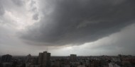 حالة الطقس: انخفاض ملموس على درجات الحرارة وزخات من الأمطار على مختلف المناطق