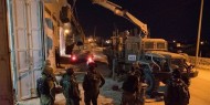 الاحتلال يغلق "منبر الحرية" ويصادر أجهزة بثها ومعدات من تلفزيون النورس
