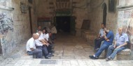 الاحتلال يبعد شابا عن الأقصى لمدة شهر وعن القدس القديمة لأسبوع